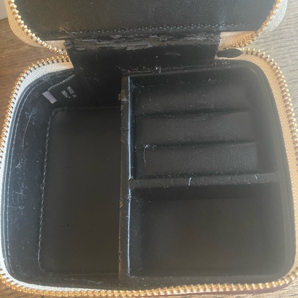 Coach Cream Butterfly Print Jewelry carrying case - Picture 5 of 11